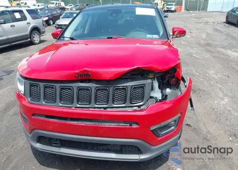 2019 Jeep Compass Altitude 4X4 z USA, uszkodzony, nr VIN 3C4NJDBB4KT750354